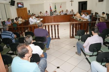 A volta do sistema de som “A Voz de Santa Gertrudes” foi comemorada pelos vereadores