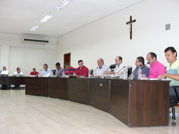 Vereadores rebatem Maria do Carmo e afirmam que a Prefeitura paga pelos atendimentos na Santa Casa de Rio Claro